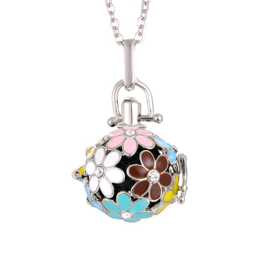 Daisy Drop Necklace – Scented Oil Diffuser Pendant