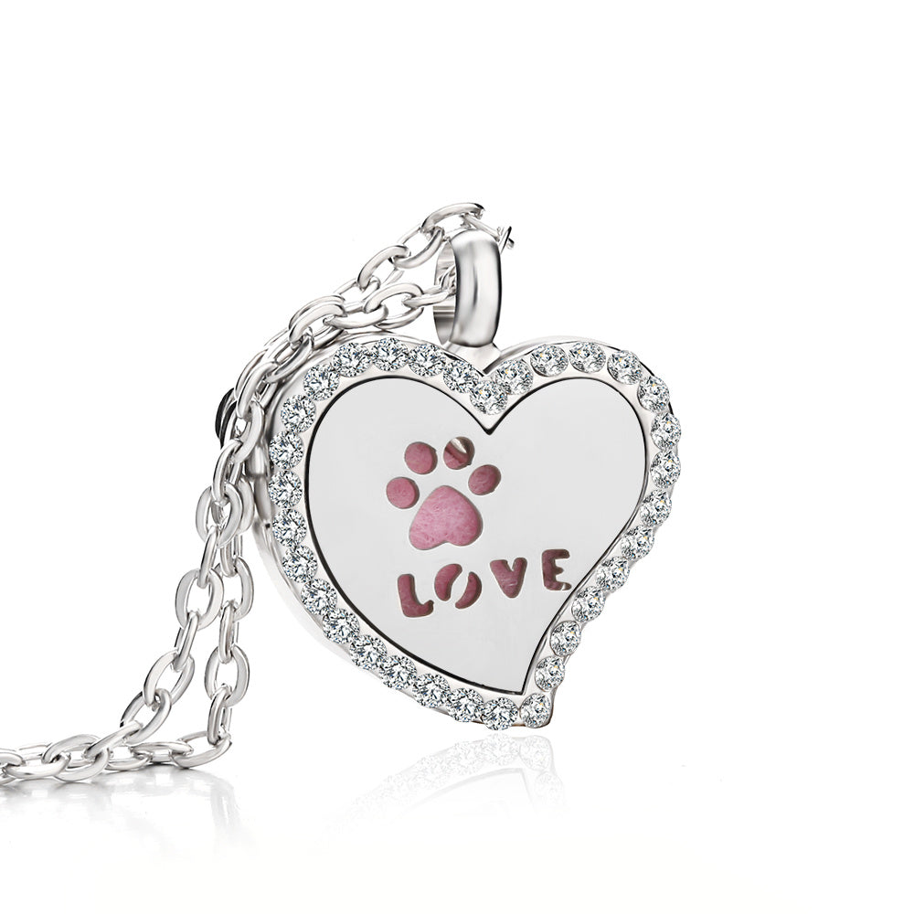 Heart-Shaped Essential Oil Diffuser Necklace – Aromatherapy Jewelry