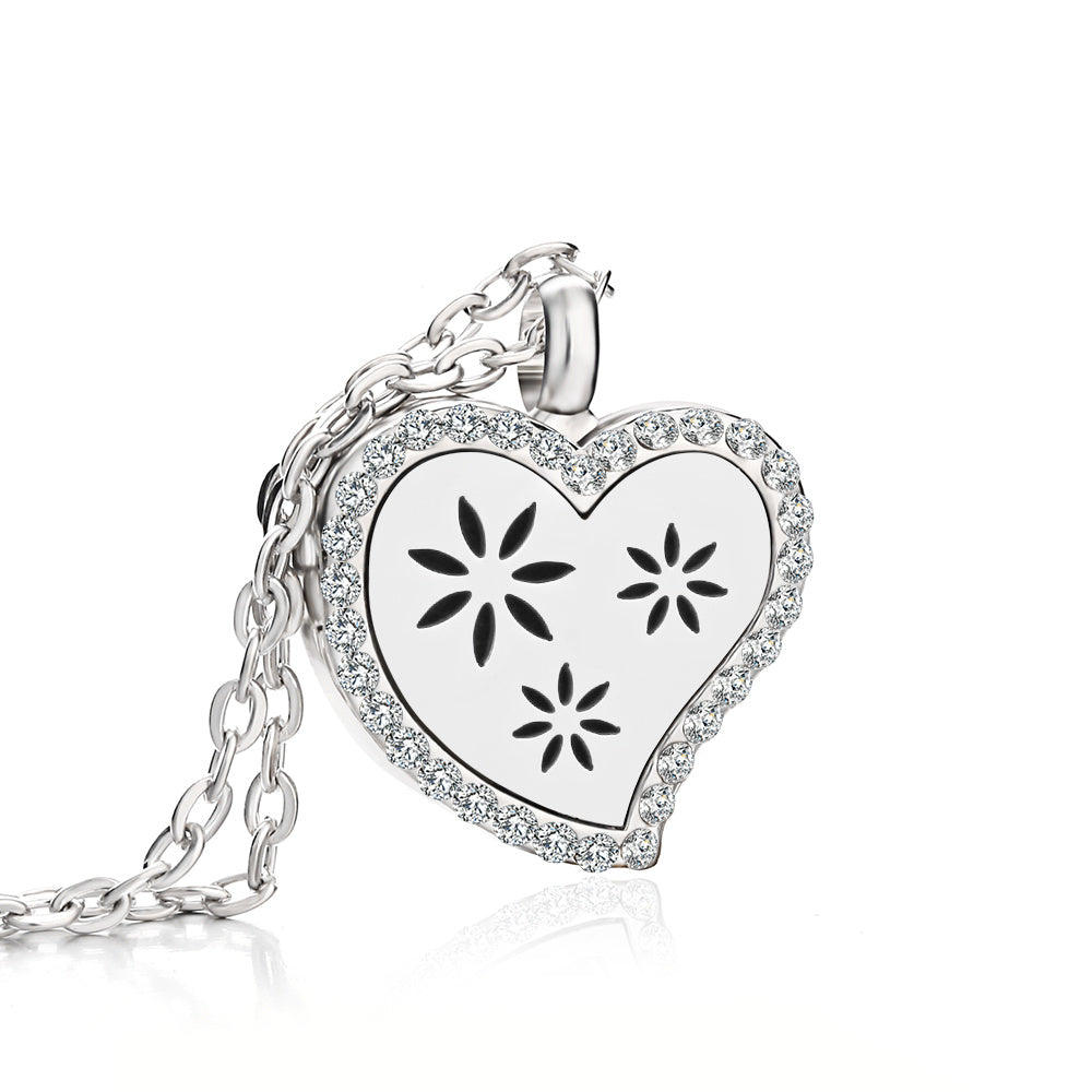 Heart-Shaped Essential Oil Diffuser Necklace – Aromatherapy Jewelry