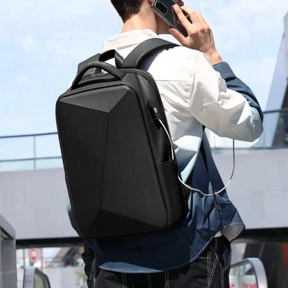 Anti-Theft Laptop Backpack with USB Perlen Wiot