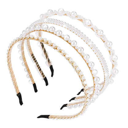 Elegant Pearl Hairband: A timeless accessory for a touch of sophistication.