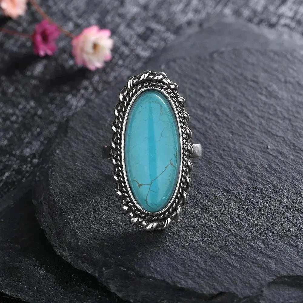 Elegant Turquoise Ring