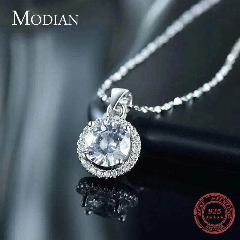 Elegant Zircon Necklace