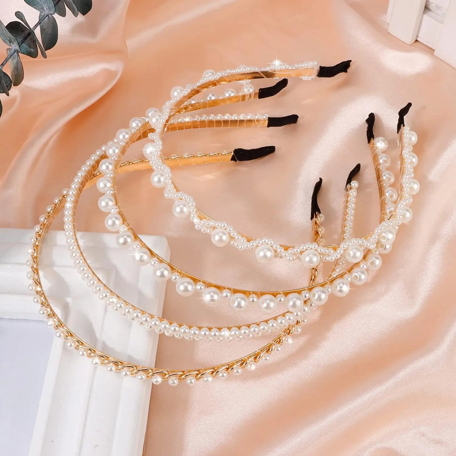 Elegant Pearl HairbandElegant Pearl Hairband: A timeless accessory for a touch of sophistication.